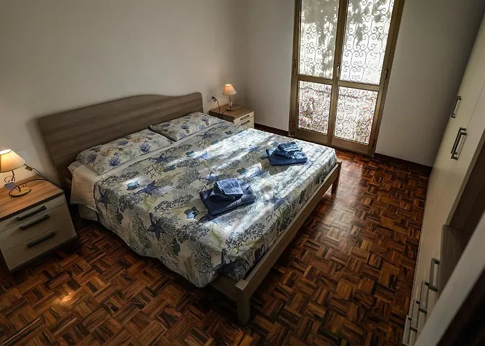 Κατάλυμα σε φάρμα La Rocca *